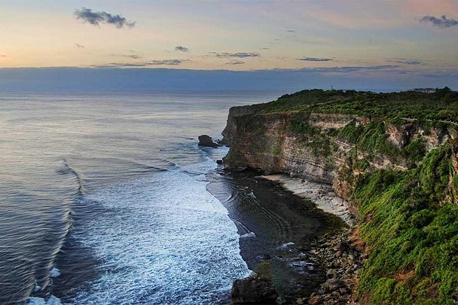 Halfday Tour:Uluwatu Temple,Kecak Dance and Dinner Jimbaran Beach with Transport - Should You Book Upadani Bali Tour for Uluwatu, Kecak, and Jimbaran?