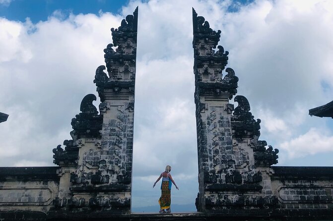 Heaven Gate Lempuyang and Tirta Gangga - Why the guide makes this tour feel professional (and fun)