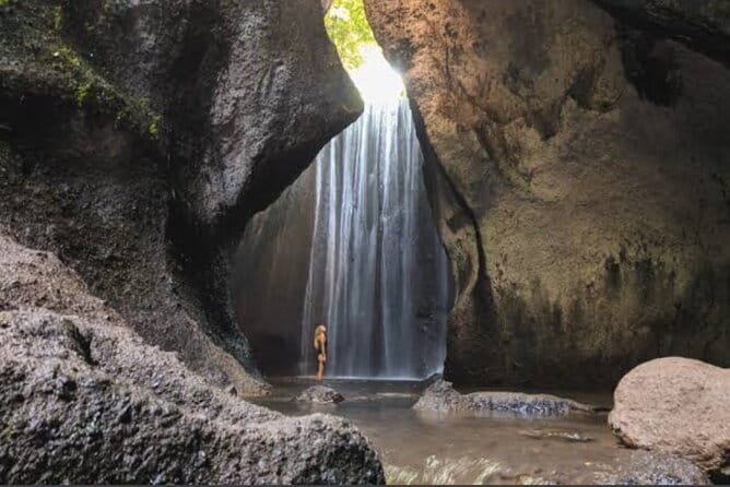 Heaven Gate, Tirtagangga and Tukad Cepung Waterfall - All Inclusive - Who should book this Heaven Gate, Tirta Gangga, and Tukad Cepung tour
