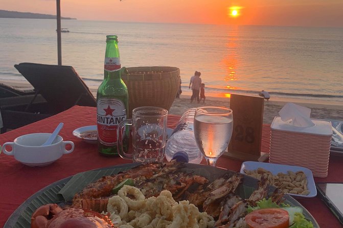 Incredible Uluwatu Temple Sunset & Kecak Fire Dance - Stop 2: Uluwatu Temple Cliff Views and Monkey-Corner Reality