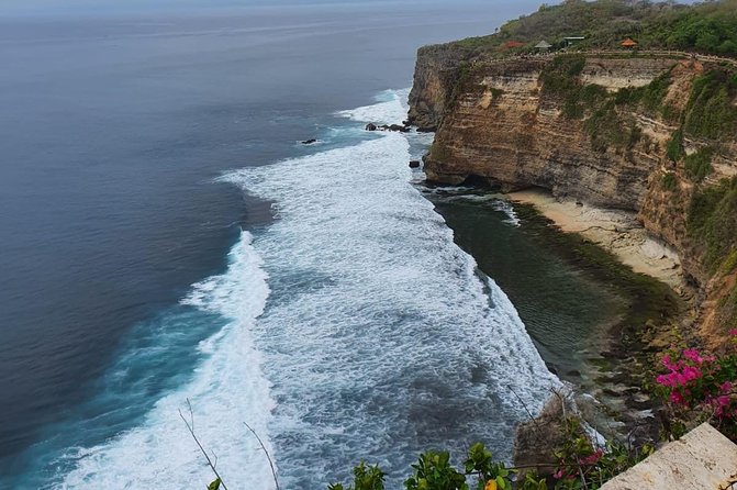 Incredible Uluwatu Temple Sunset & Kecak Fire Dance - Who Should Book This Uluwatu Sunset and Kecak Tour