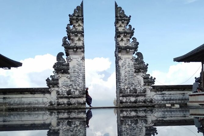 Instagram Tour Popular Spot in Bali - Private & All-inclusive - A day that shifts from Gate of Heaven to Legian after dark