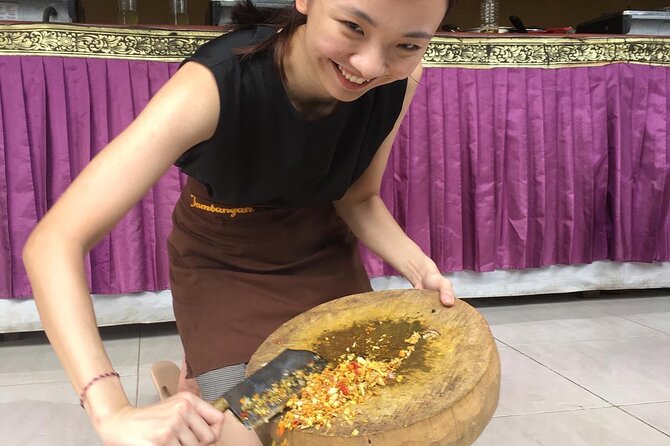 Jambangan Bali Cooking Class - A real Balinese cooking class, not just a meal out