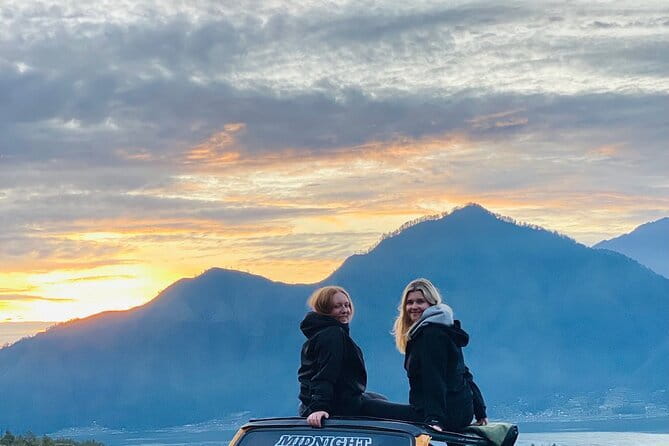 Jeep Mount Batur and Hot Springs with instagram fotos - The summit experience: breakfast, hot drinks, and big views
