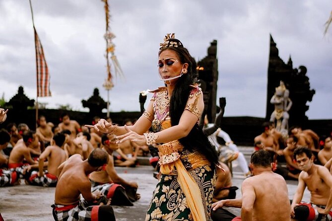 Kecak and Fire Dance Ticket at Uluwatu Temple - Monkey and heat tips that actually help