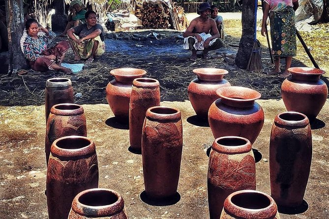 Kuta Tour (South Of Lombok Beutiful Tour) - Banyumulek pottery village: craft you can see and actually understand