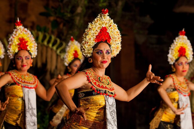 Legong Dance Show at Ubud Palace Bali - Legong Kraton at Ubud Palace, what makes it special