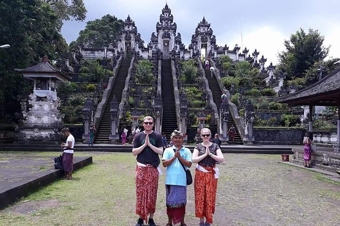 Lempuyang Tour : Heaven gate, Tirta Gangga, Goa Raja waterfall - Abang rice terraces: the photo-friendly in-between moment