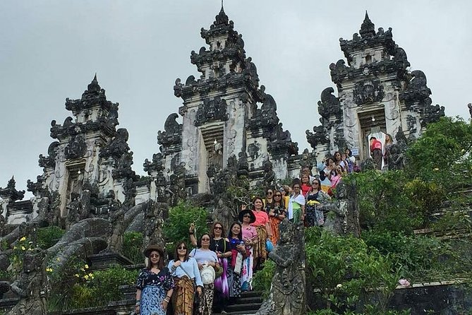 Lempuyang Tour : Heaven gate, Tirta Gangga, Goa Raja waterfall - Tirta Gangga Water Palace: the 45-minute breather with real water rituals