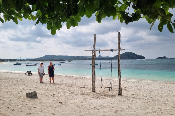 Lombok Private Customize Tour - Beach and viewpoint hopping: how to avoid the long-drive trap