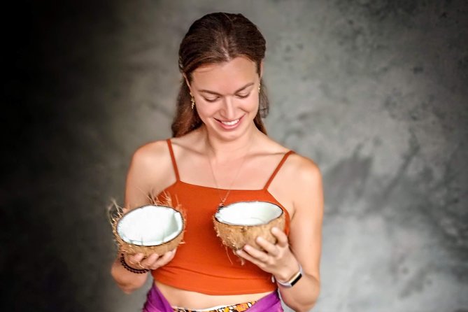 Make Traditional Bali Coconut Oil with a Balinese Family - Silversmithing upgrade, adding a second handmade souvenir