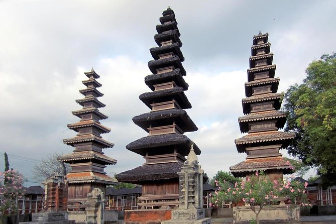 Mataram Lombok Historical City tour - Masjid Hubbul Wathan Islamic Center: More Than a Mosque Complex