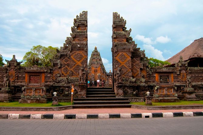 Monkey Forest, Ubud, Waterfall and Rice Terrace - Celuk Village Gold and Silver Workshops: Crafts You Can Actually See