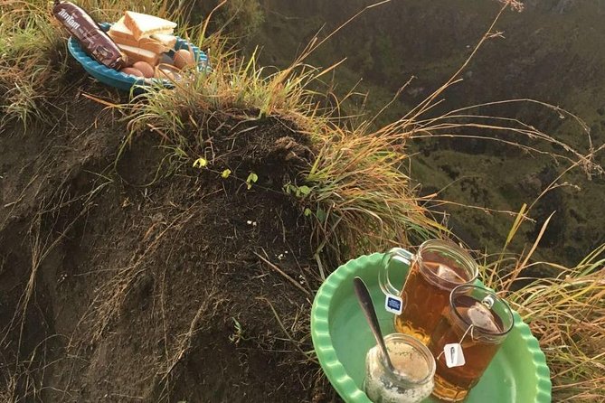 Mount Batur Sunrise Hike with Breakfast - Summit waiting time: hot drinks, volcano steam eggs, and breakfast that feels earned