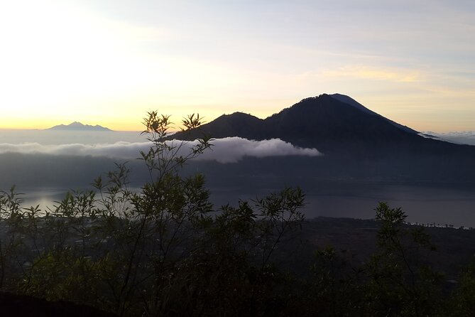 Mount Batur Sunrise & Natural Hot Springs - Group size and crowding: the real trade-off for sunrise