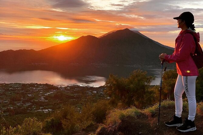 Mount Batur Sunrise Trekking - All Inclusive - Coming down: Lake Batur views from inside the caldera