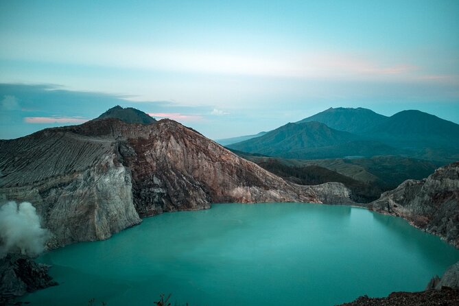 Mount Ijen Crater Trekking Tour from Bali - Gear, Safety Briefing, and the Short But Steep Hike