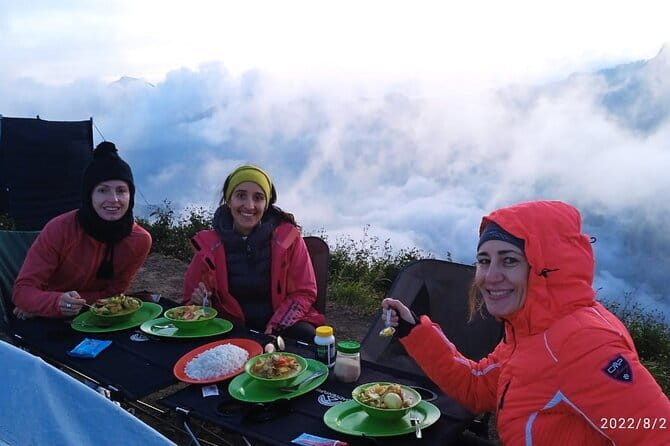 Mount Rinjani 2D 1N trekking to summit - Crater rim camping: what you’re really doing on day one