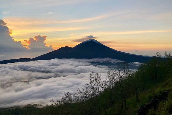 Mt Batur Sunrise Trekking Tour - The climb itself: private pacing, torches, and a guide who keeps you moving
