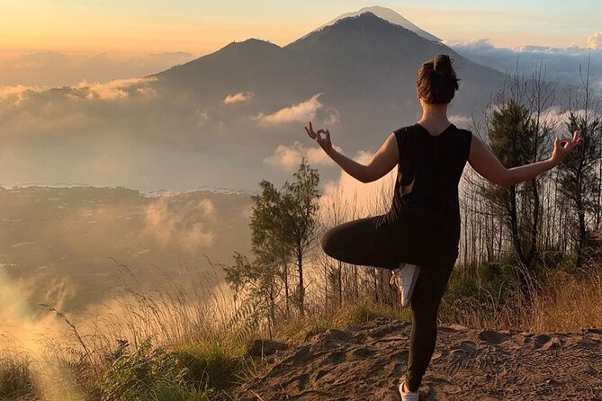 Mt Batur Sunrise Trekking Tour - Reaching the summit: what you should expect at sunrise