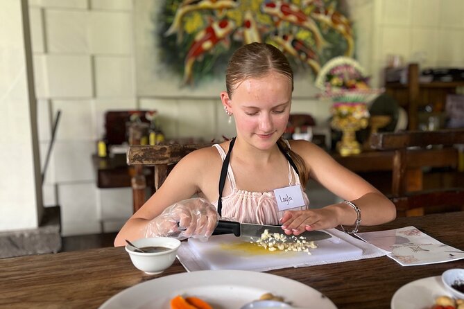 Mufu Rendang Cooking Class Kuta - Mufu Rendang Cooking Class in Kuta: what makes it feel Balinese