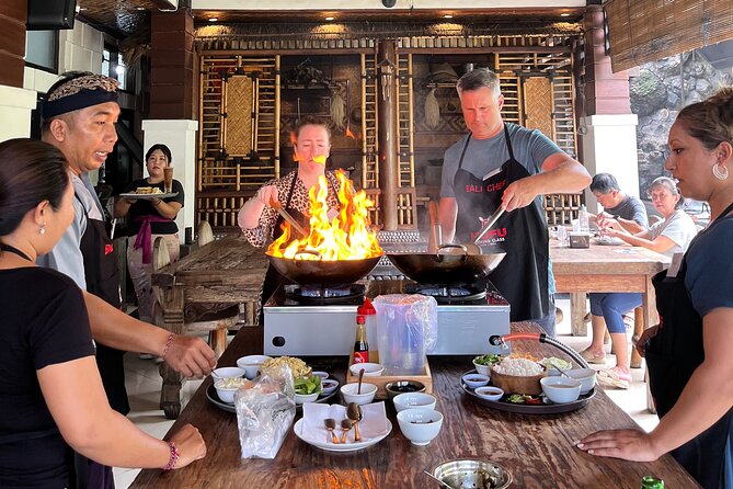 Mufu Rendang Cooking Class Kuta - The big payoff: your feast and what to take home