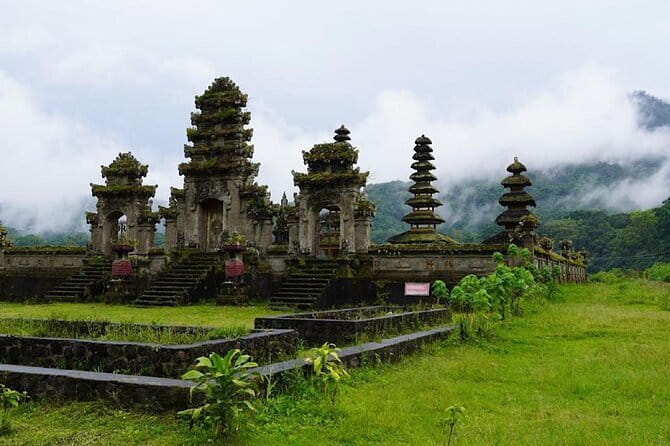 Munduk Twin Lake Jungle Hike, Ulun Danu Temple, & Waterfall - Munduk, Wanagiri, and Banyumala: Why This Day Feels Like Northern Bali