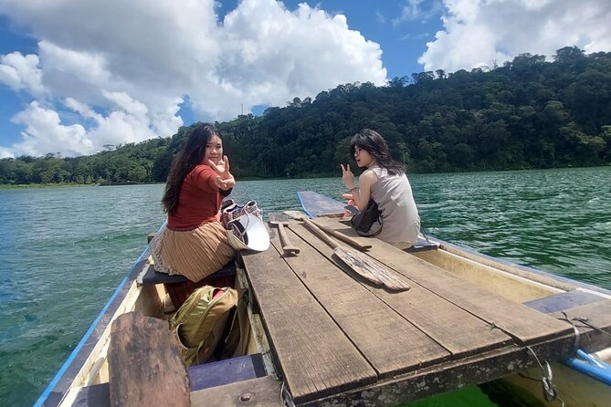 Munduk Twin Lake Jungle Trek with Sacred Forest Temples&Canoeing - Rainforest trekking: what to notice on the trail