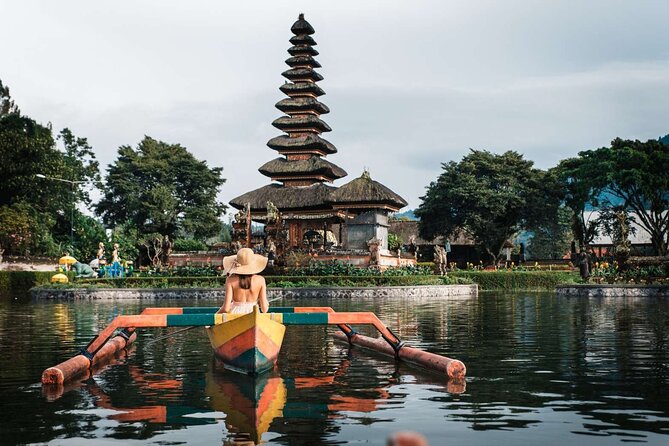 North Bali Hidden Gems Tour Ulun Danu Temple Twin Lakes Waterfall - Ulun Danu Bratan Temple on Lake Beratan: calm, scenic, and actually worth the hour