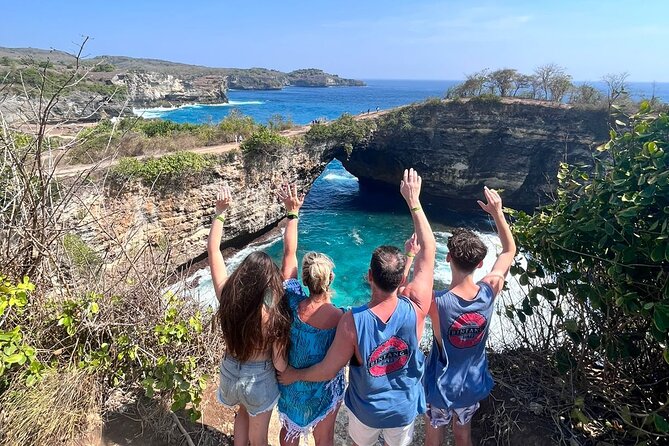 Nusa-Penida customize Tour - All inclusive - Lunch on Penida: included food, included limitations