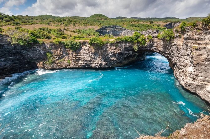 Nusa Penida One Day Private Tour - Kelingking Beach Viewpoint: The T-Rex or Pinky-Finger Cliffs