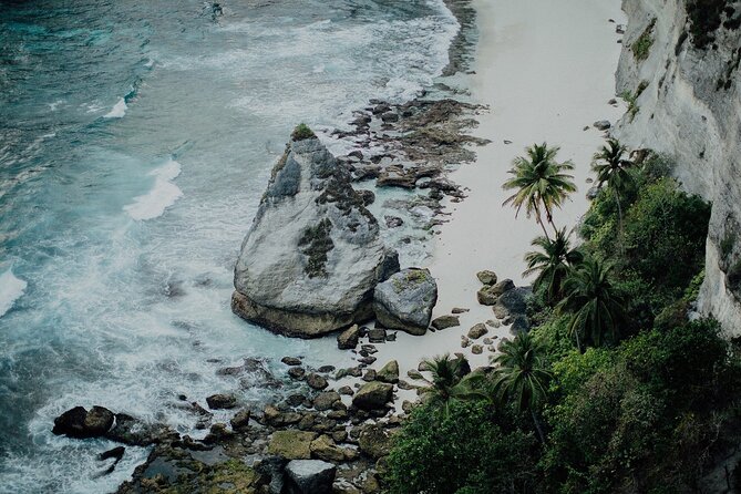 Nusa Penida One Day Trip to Instagrammable Spot by Penidago - Crystal Bay Beach as the Last Big Hit