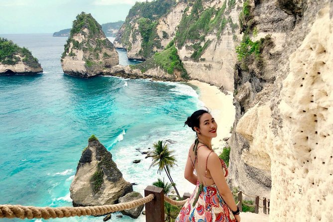 Nusa Penida Tembeling Natural Pool Tour (Private & All-Inclusive) - Thousand Islands Viewpoint (Atuh King Five): Fast Photos, Great Perspective