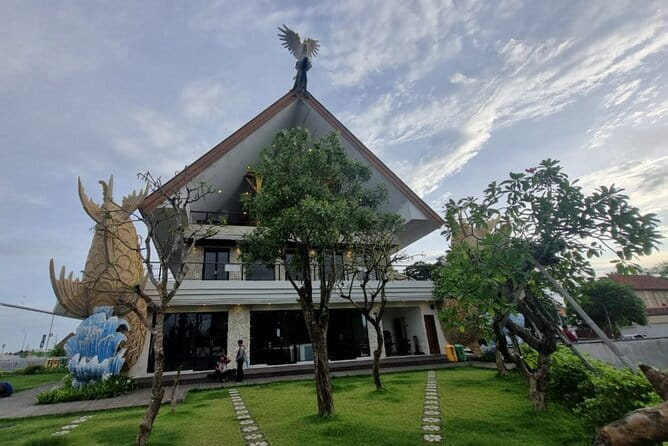 One-way Ticket Fast Boat from Sanur Bali or Nusa Lembongan - Check-In and Boarding: What It Feels Like at the Desk