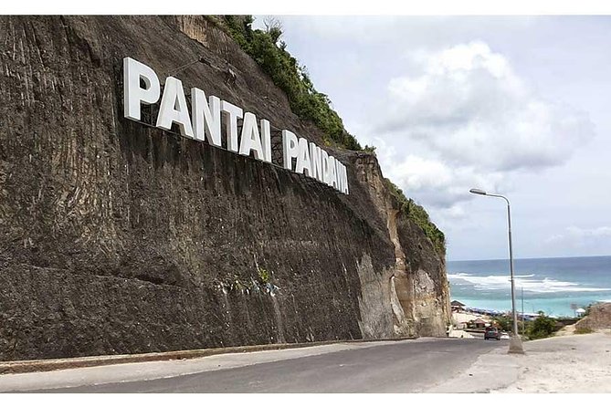 Pandawa Beach,Uluwatu Temple-Kecak-Dance&Dinner at Jimbaran Beach - Kecak Uluwatu: Ramayana storytelling from a circle of performers