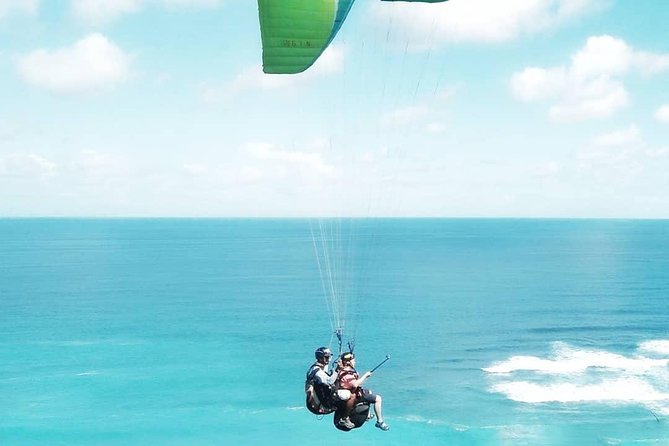 Paragliding Bali at Uluwatu Cliff with Photos/Videos - Walking the aerial itinerary: Melasti, temple views, and Nyang-nyang from above