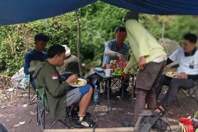 Popular Rinjani Trekking Tour Service To Summit For 2 Days Via Sembalun Trail - Gear and Porter Support: One Porter Per Person