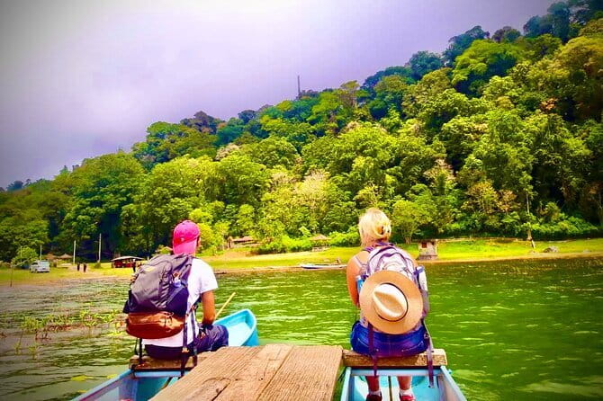 Private Bali Customized Tours - Tegenungan waterfall, Ulun Danu Bratan, and Tirta Empul water rituals