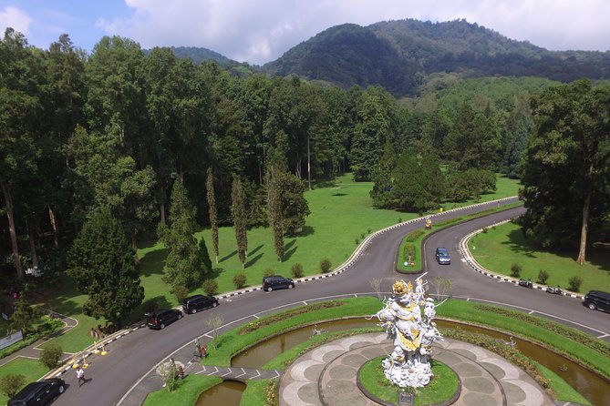 Private Bali Tour: Best of Bedugul and Tanah Lot Temple - Who should book this Bedugul and Tanah Lot private day?