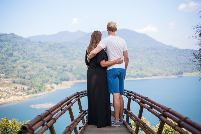 Private Bali Tour: The Most Scenic Places - Stop 1: Handara Iconic Gate, your first “main character” photo