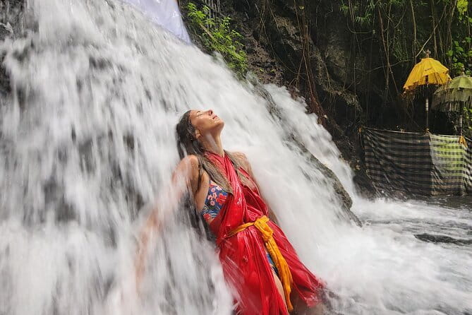 Private Balinese Purification in Holy Water at Temple with Local - Key things you should know before you go