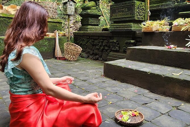 Private Balinese Purification in Holy Water at Temple with Local - How the day runs, from 8:00am pickup to lunch break