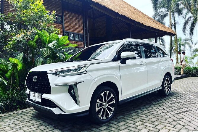 Private Car Charter in Bali with an English-speaking Driver - How the Seminyak private car charter really feels in your day