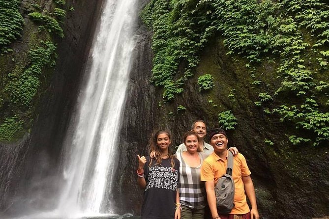 Private Custom Tour: 10-hour Best of Bali Tour - North Coast to Lake Views: Ulun Danu Bratan Temple