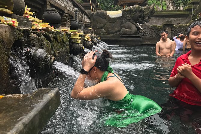 Private Full-Day Bali Tour - Sacred Monkey Forest Sanctuary: rainforest + temple atmosphere