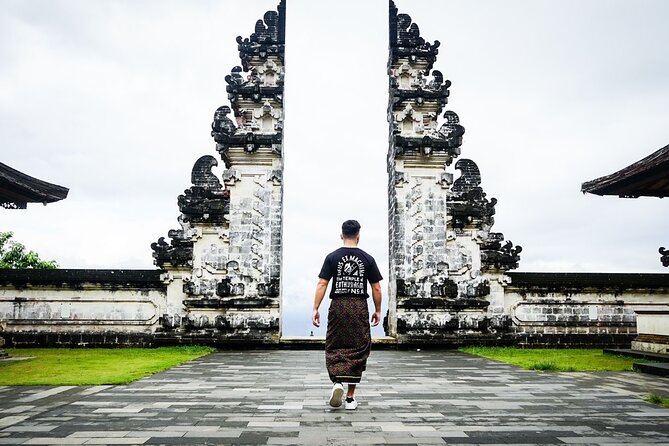 Private Full-Day Lempuyang Gate of Heaven Tour - Getting to Lempuyang and timing the Gate of Heaven photo