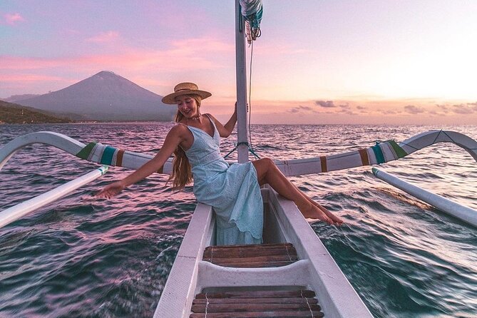Private Full-Day Lovina Dolphin Watching and Snorkeling Boat Tour - Chasing Lovina dolphins, then snorkeling before the crowds