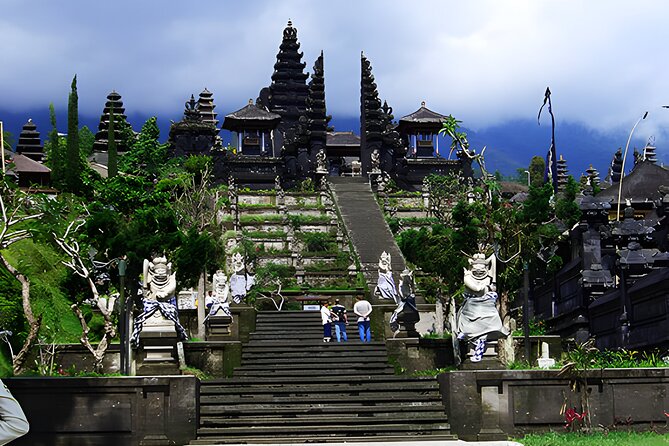 Private Full-Day Temple Tour: Bali Archaeology Tours - The Driving Days Between Temples: Villages, Craft, and a Volcano Pass-By