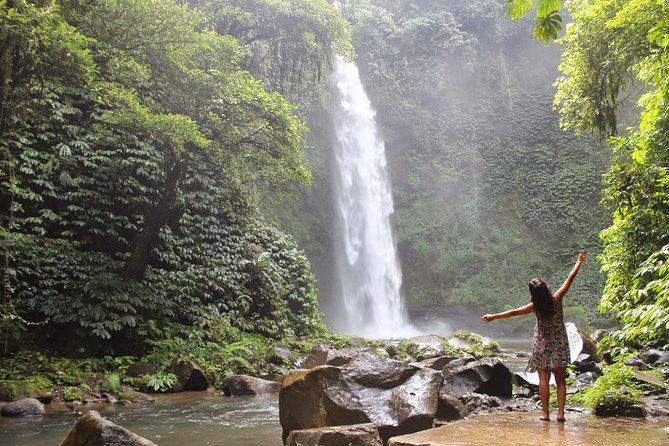 Private Full-Day West Bali Tour with Waterfall Visit - Wanagiri Hidden Hills: twin lake views plus fun photo structures