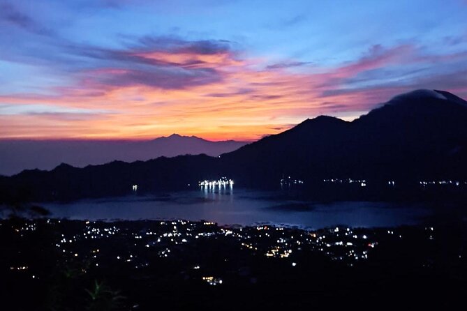 Private Guided Hike in Mount Batur Sunrise - Stop at Mount Batur: sunrise views, steam, and cloud reality